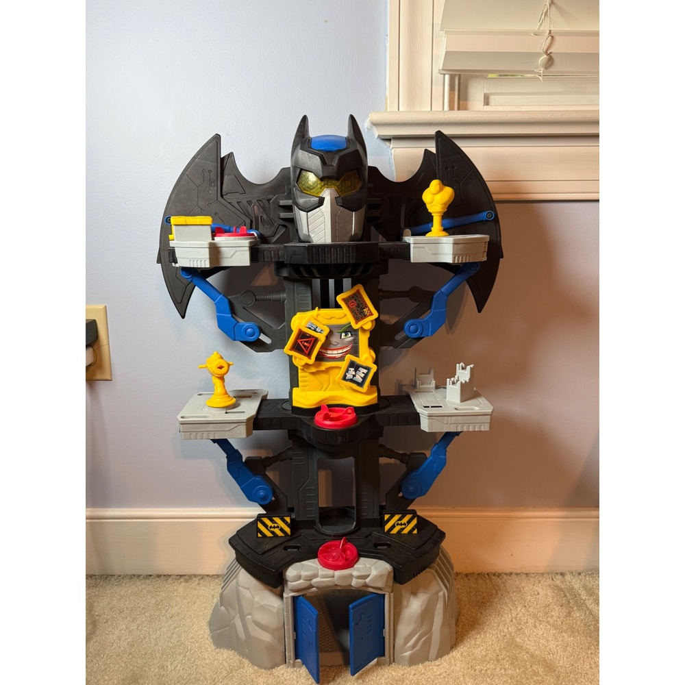 Fisher Price Imaginext DC Super Friends Bat-Tech Batcave Playset Kids Tower